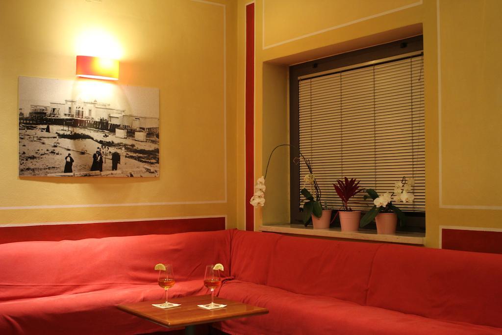 Hotel La Fenice Линяно Сабиадоро Екстериор снимка